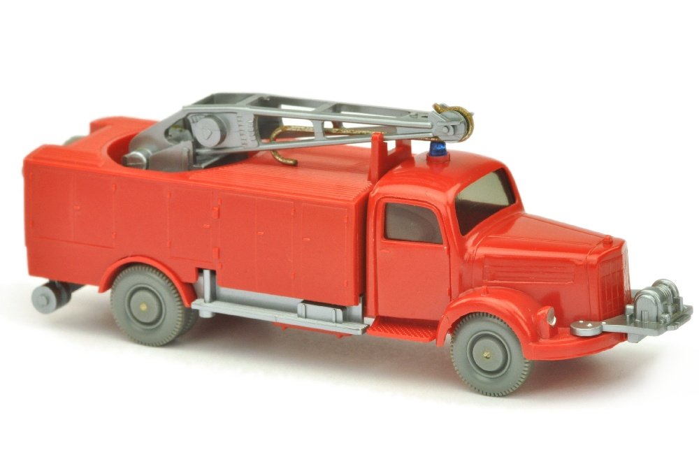 Ruestwagen mit Kran MB 3500 (1 of 1)