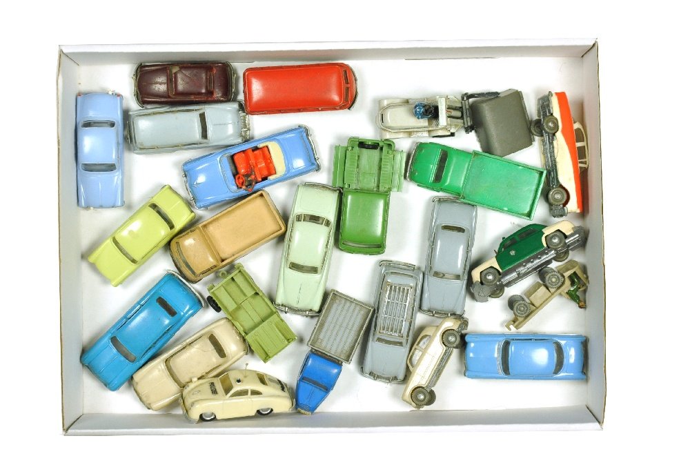 SIKU - Konvolut 23 PKW der Plastik-aera (2.Wahl) (1 of 1)