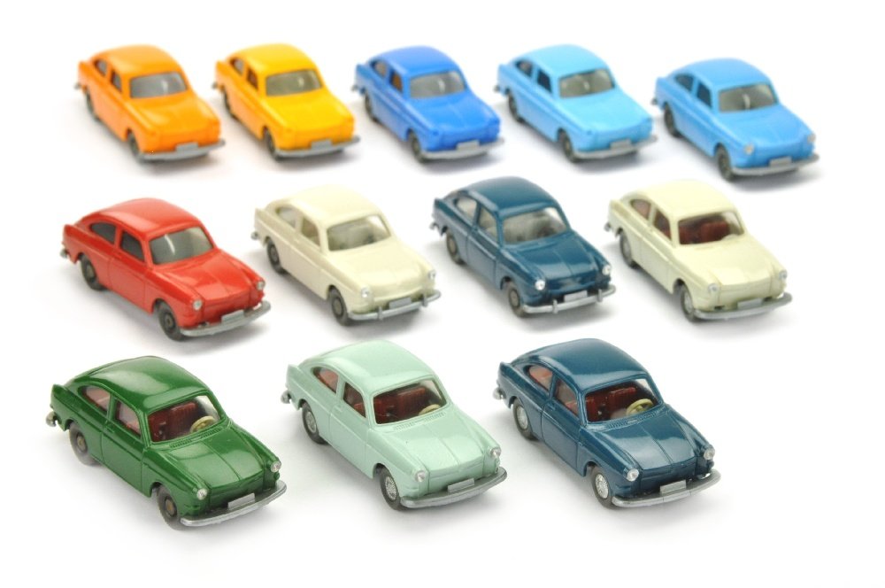 Konvolut 12 VW 1500/1600 Fliessheck: 309/1A, 309/1B, 309/3D, 309/3F, 309/3G, 309/3I, 309/4B, 309/4C, 309/4D, 309/4F, 309/4G, 309/4H, 330 EUR, sehr gut bis neuwertig (Wiking Konvolut)