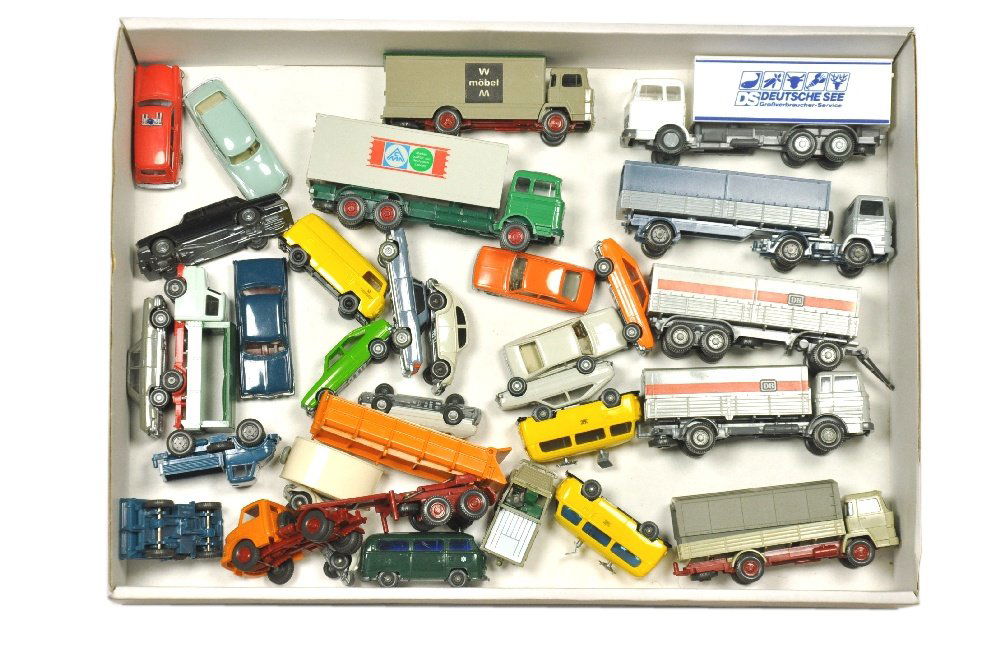 Konvolut 30 Modelle der 70er Jahre (1 of 1)