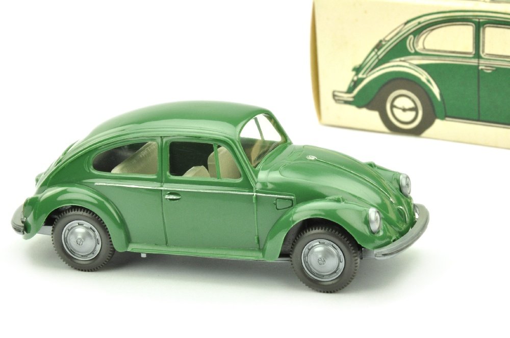 VW Kaefer (Typ 4), diamantgruen (im Ork) (1 of 2)