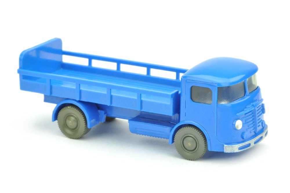 Milchwagen Buessing, himmelblau (1 of 1)