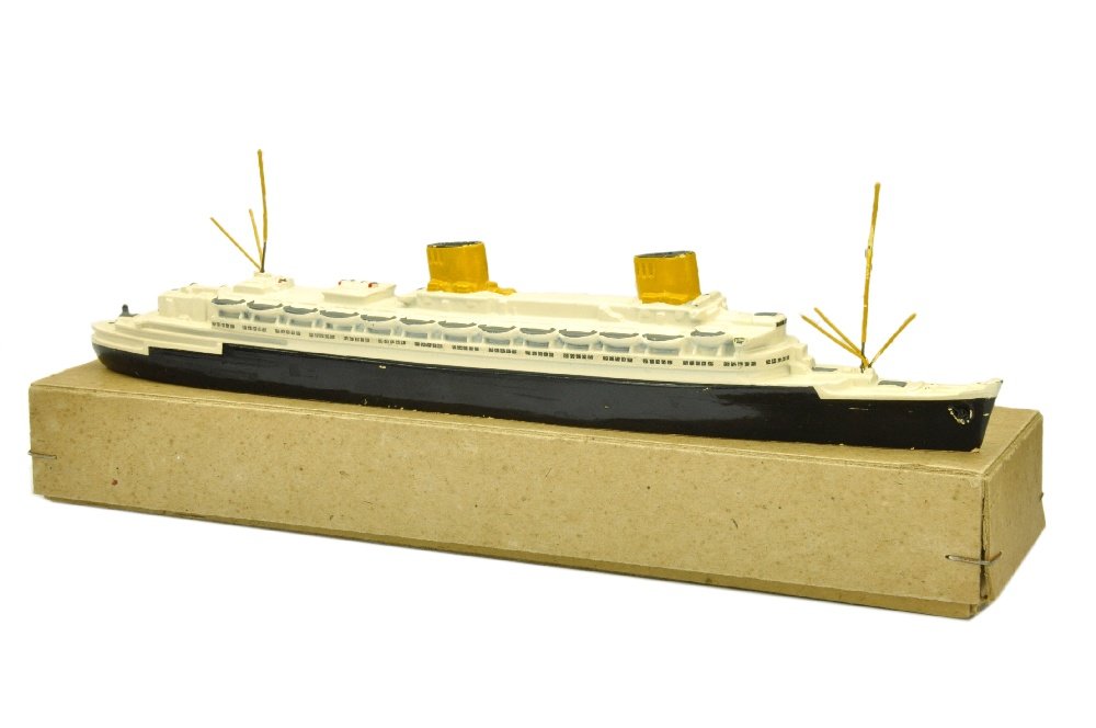 Passagierschiff Bremen/Europa (im Ork) (1 of 2)