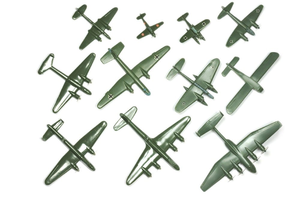 Konvolut 11 Flugzeuge (Dr. Grope) (1 of 1)