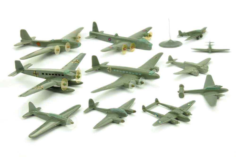 Konvolut 11 Flugzeuge (Gruenlinge, 2.Wahl) (1 of 1)
