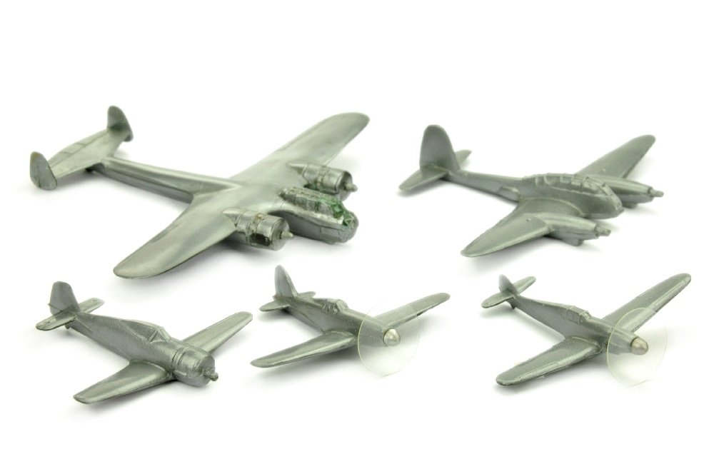 Konvolut 5 Flugzeuge (silbern) (1 of 1)