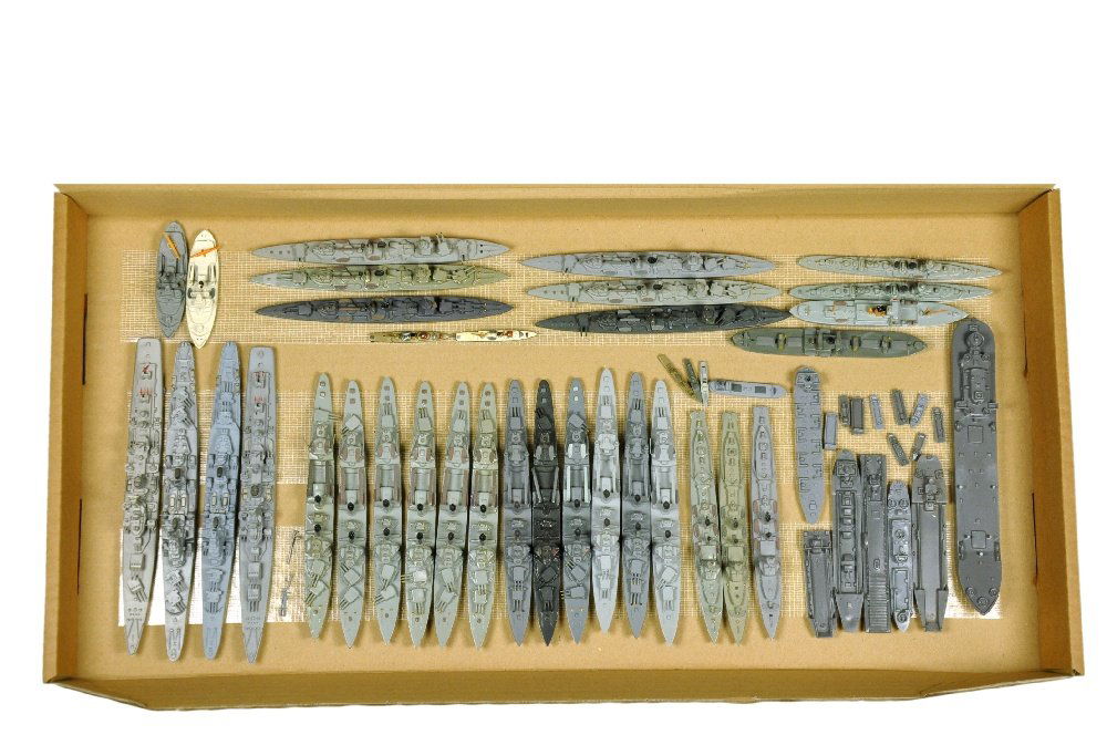 Konvolut 37+16 Kriegsschiffe (diverse Nationen) (1 of 1)