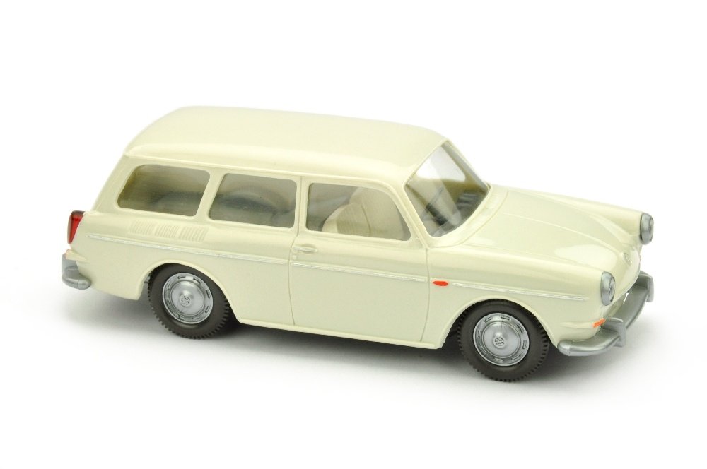 VW 1500 Variant, perlweiss (1 of 1)
