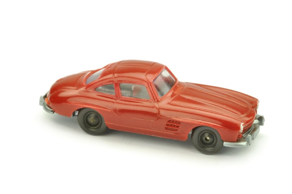 Mercedes 300 SL Coupe, weinrot (1 of 1)