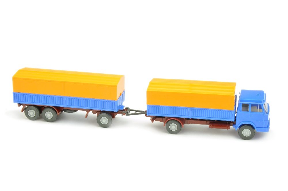 Lastzug Hanomag-Henschel, himmelblau (1 of 3)