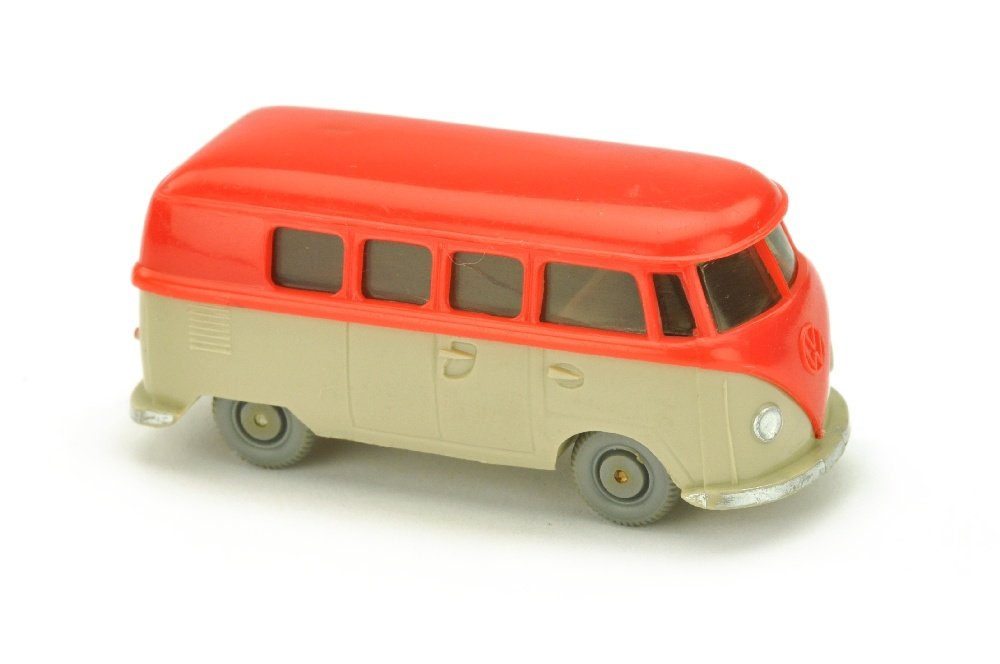 VW T1 Bus (alt), orangerot/hellgelbgrau: 323/1B, unauffaelliger, buendig schliessender Spannungsriss im Oberteil an der Heckkante der Fahrerseite, sonst gut bis sehr gut (Wiking 2.Wahl)