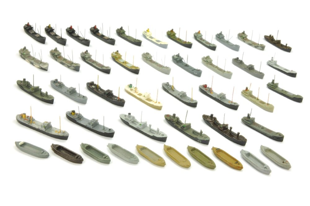 Konvolut 44 kleine Frachtschiffe (1 of 1)