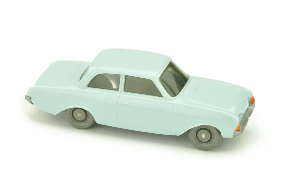 Ford 17 M Badewanne, waessrigblau (1 of 1)