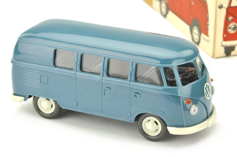 VW Bus (Typ 3), mattgraublau (im Ork) (1 of 1)