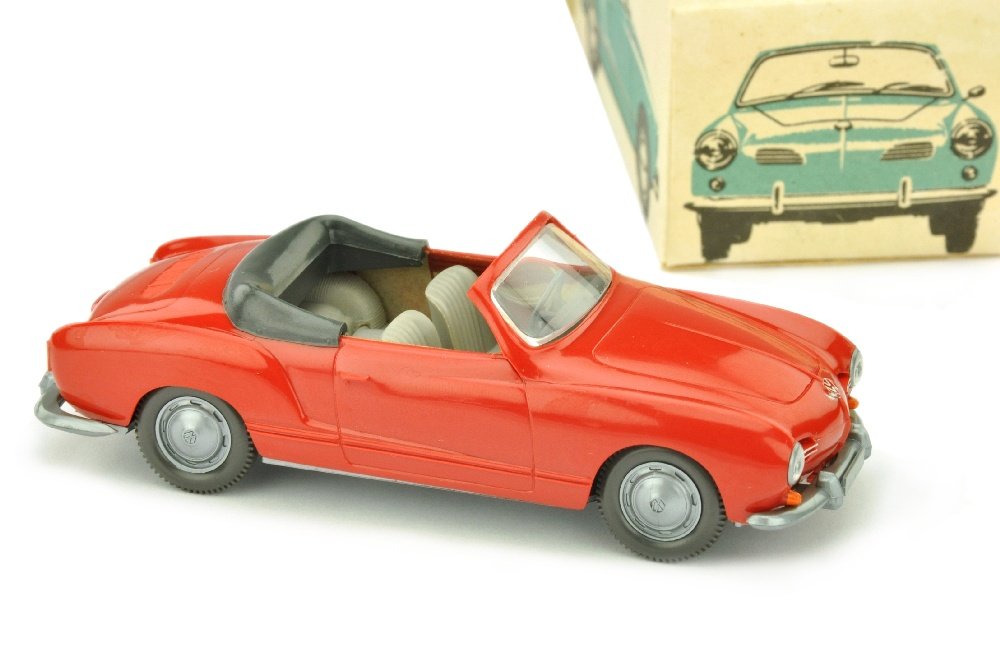 VW Karmann Ghia Cabrio, rot (im Ork) (1 of 1)