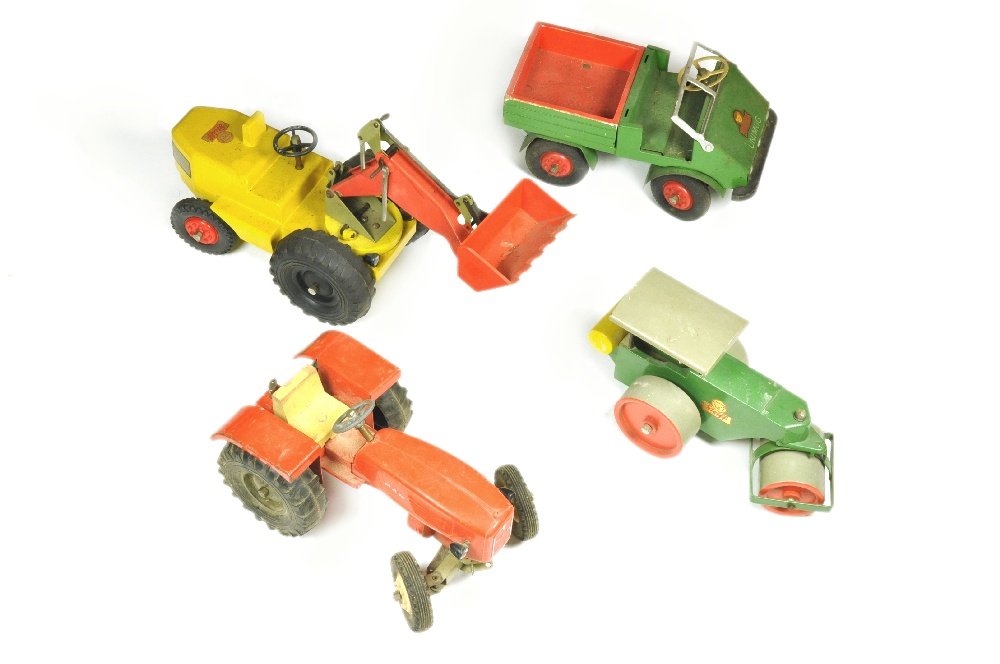 Steiff - Konvolut 4 Holzfahrzeuge (1 of 2)