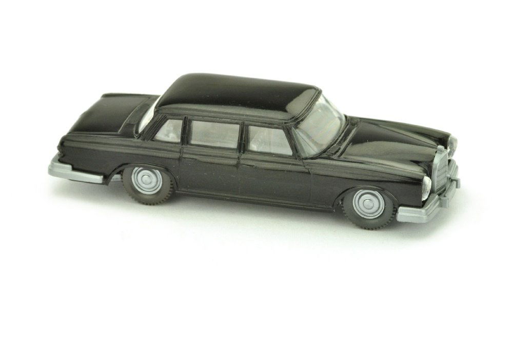 Mercedes 600, schwarz (Hutablage mit Rahmen) (1 of 3)