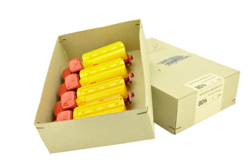 Haendlerkarton mit vier Tankwagen MB 1413 (80h) (1 of 1)