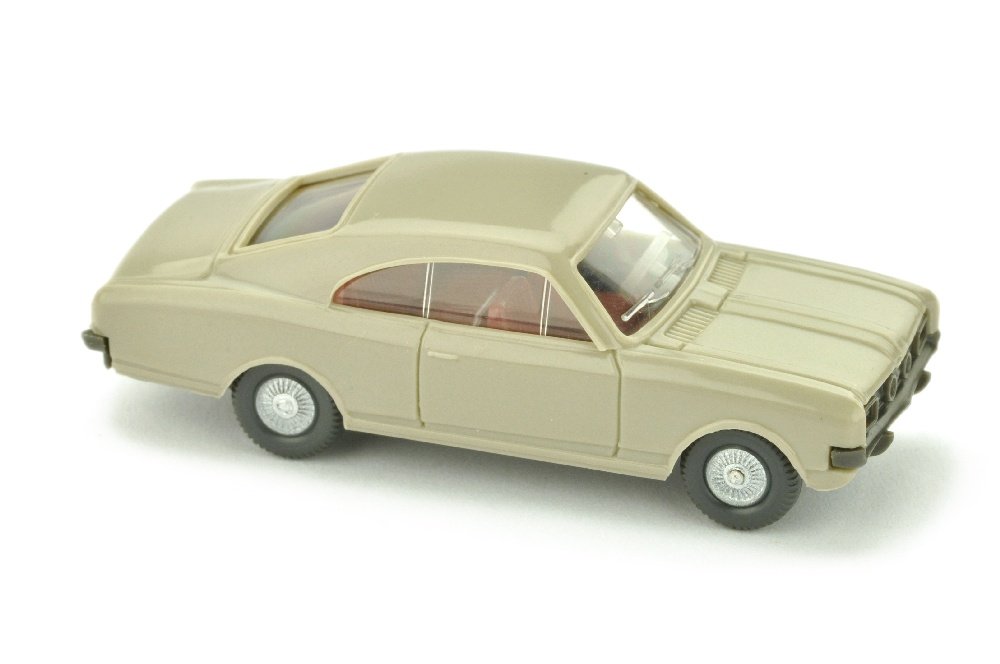 Opel Commodore A Coupe, glasig-olivgrau (1 of 3)