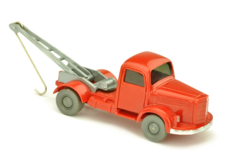 Abschleppwagen MB 3500, rot (Version /1) (1 of 1)