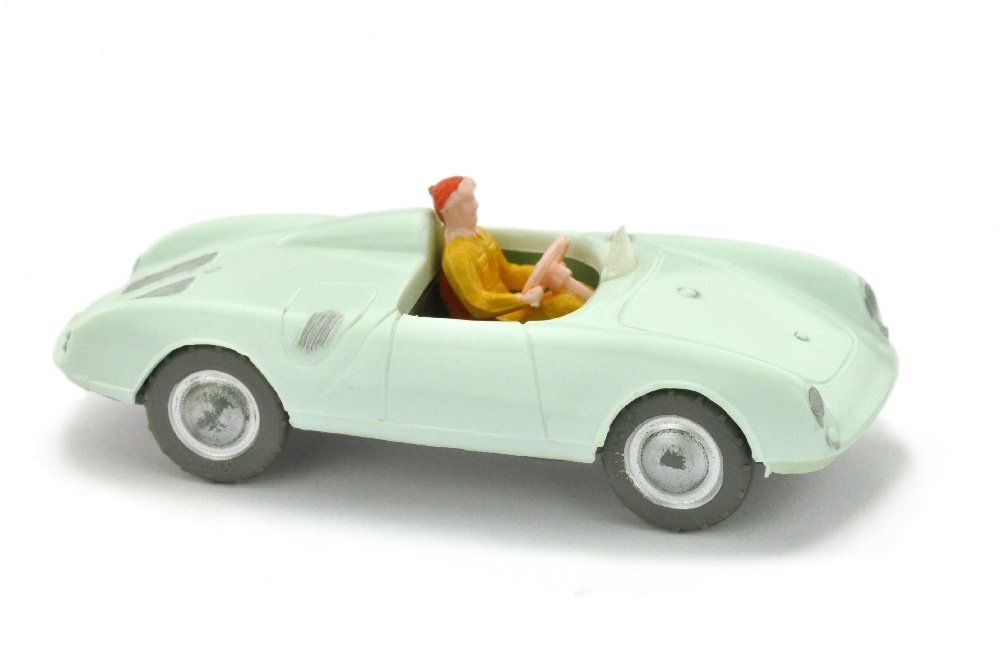 V 87- Porsche Spyder, weissgruen (Fahrer Typ 2) (1 of 2)