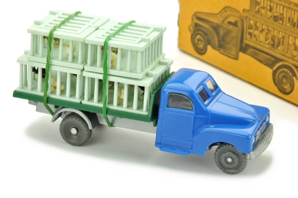 V 106- Gefluegeltransporter (im Ork) (1 of 4)