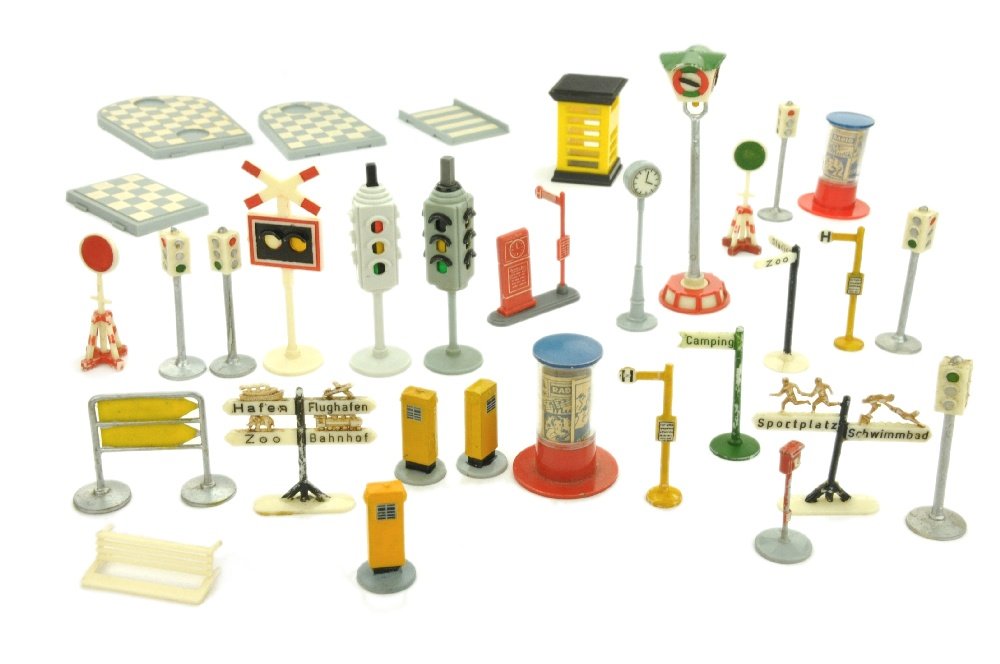 Konvolut 29 Strassenelemente (1 of 1)