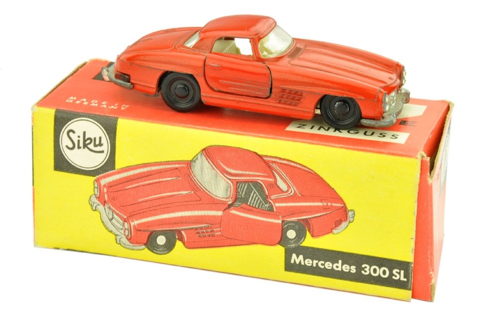 SIKU - (V221) Mercedes 300 SL (2.Wahl, im Ork): Fahrertuer beschaedigt (herausnehmbar, nur bei oeffnen der Tuer erkennbar), sonst sehr gut, Karton mit Aufkleber "1,50" sehr gut