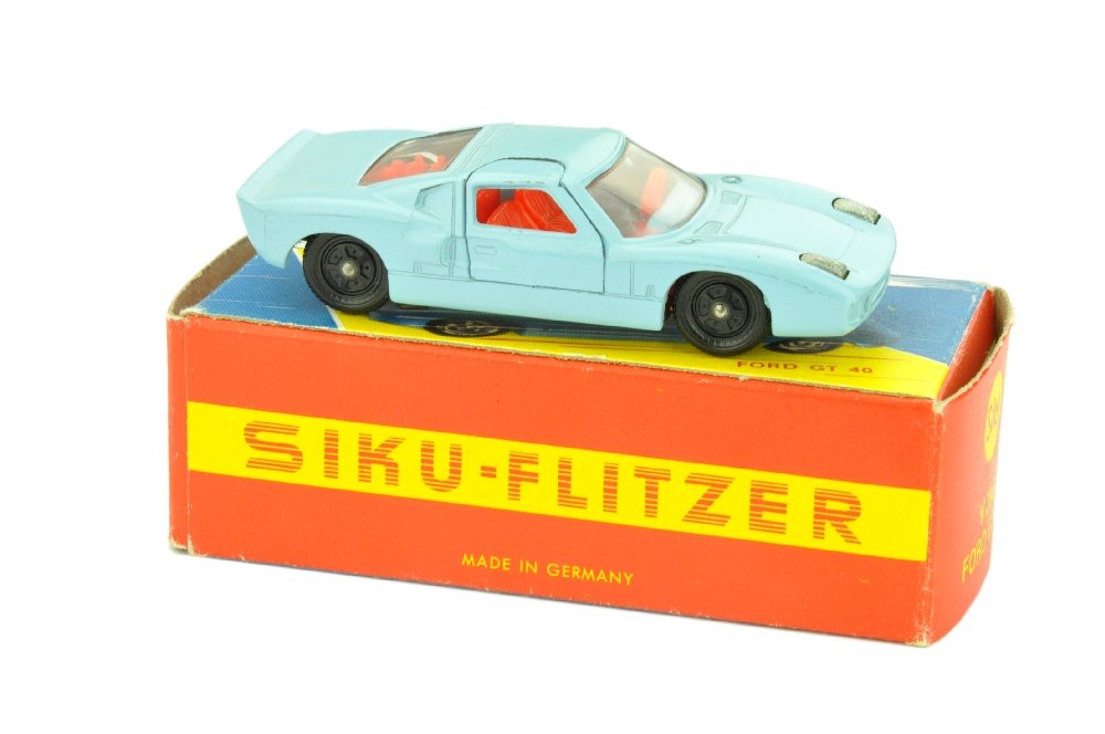 SIKU - (V296) Ford GT 40 (im Ork) (1 of 3)