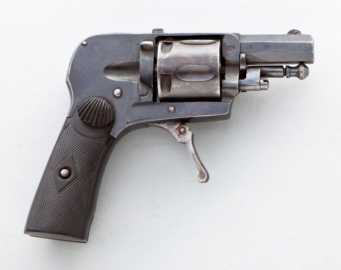 169: Belgian Velo Dog Folding Trigger DA Revolver - Sep 22, 2012