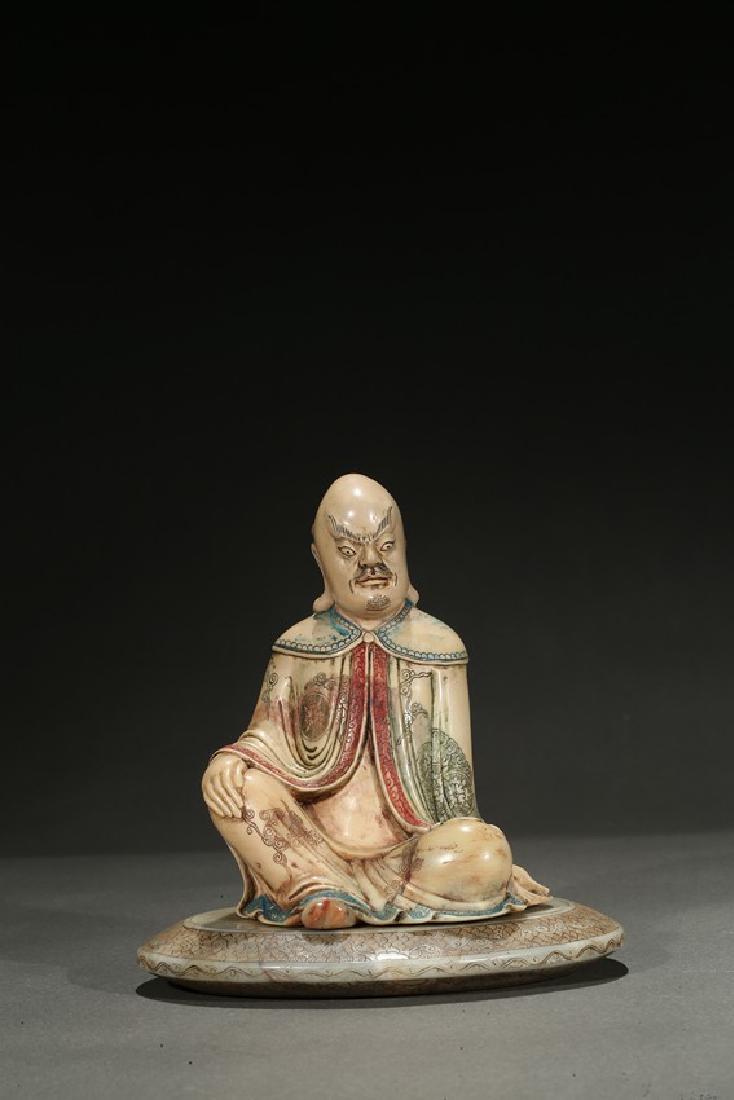 A SHOUSHAN POLYCHROME FIGURE OF BODHIDHARMA (1 of 10)