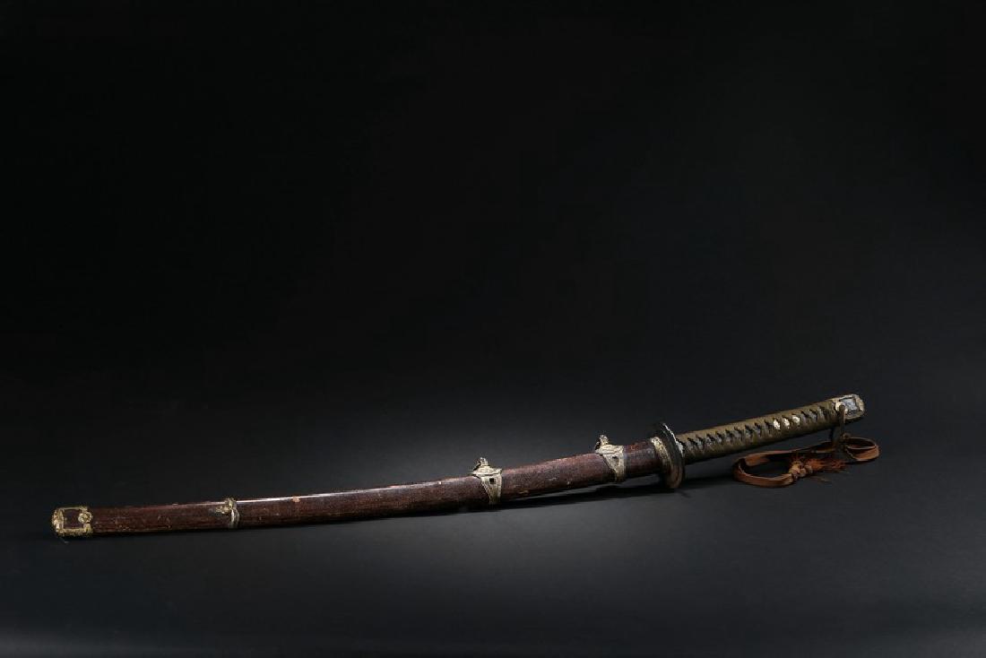 A JAPANESE KATANA BLADE WITH SCABBARD (1 of 9)