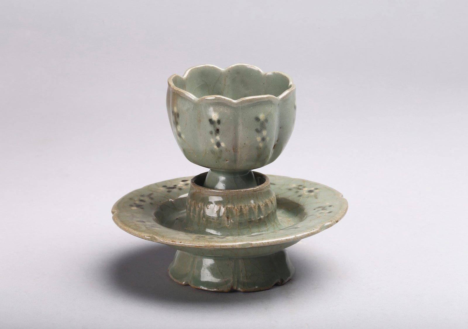 A KOREAN CELADON SLIP INLAID CUP AND STAND (1 of 8)