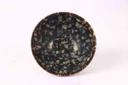 A Jizhou 'Tortoiseshell' Glazed Tea Bowl