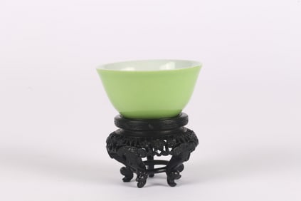 A Chinese Green Glazed Cup