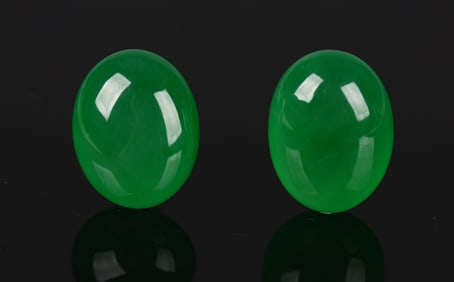 A Pair of Exceptional Unmounted Jadeite Double Cabochons with GIA