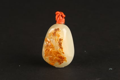 An Agate Carved 'Boy and Deer' Snuff Bottle