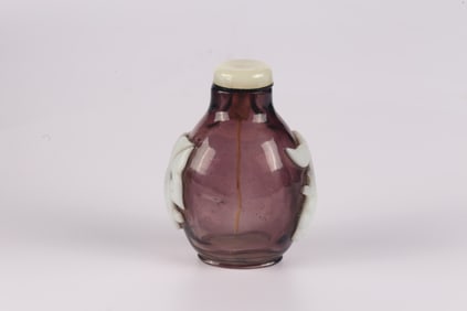 A White Glass Overlay Snuff Bottle