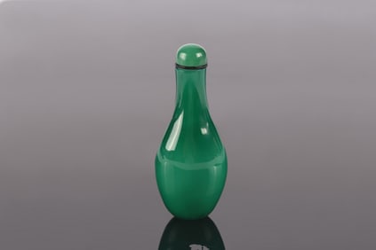 A Green Glass Snuff Bottle