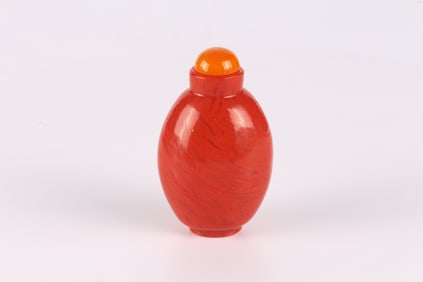 A Red Swirl Glass Snuff Bottle