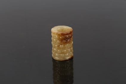A Jade 'Cloud Motifs' Cylinder