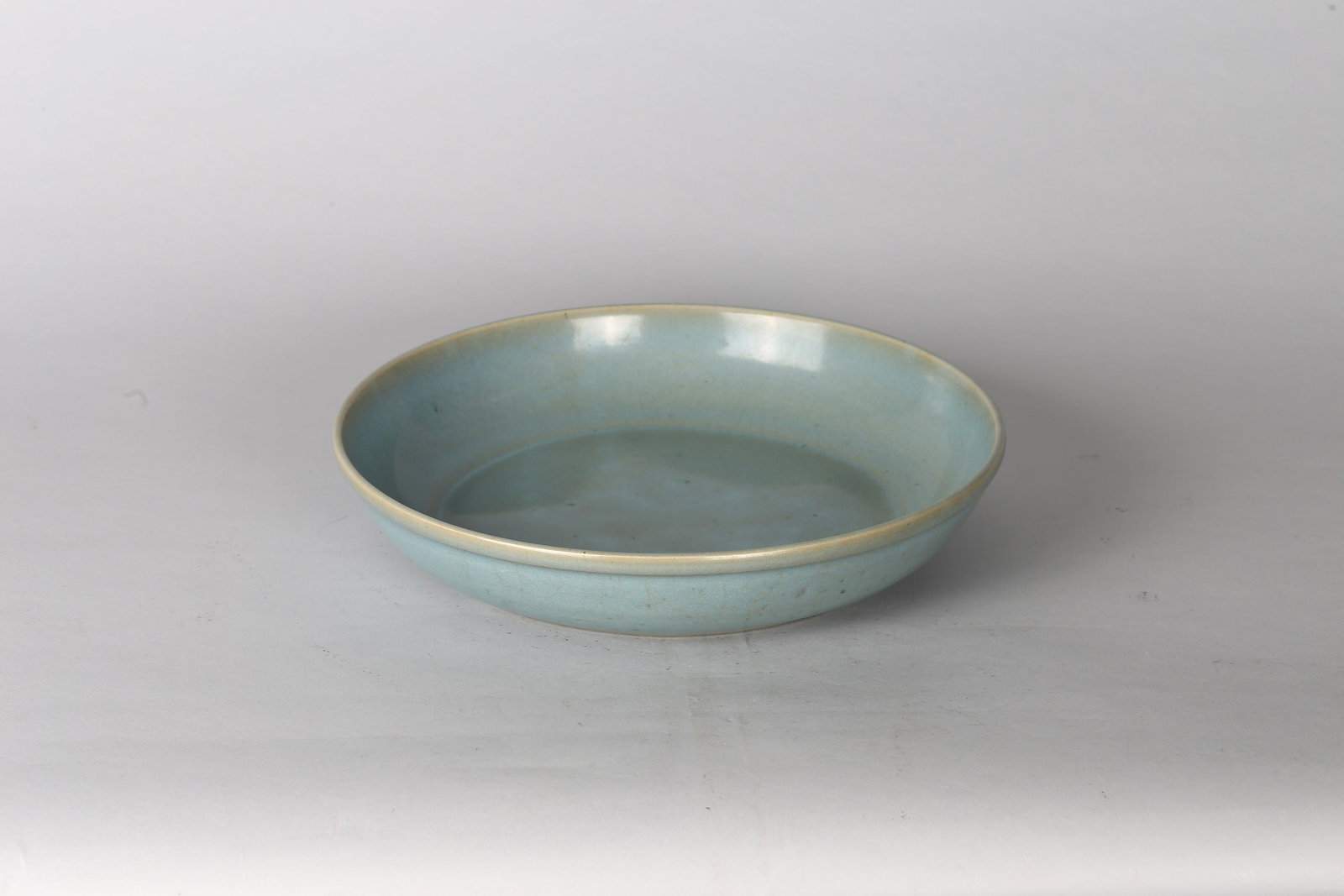 A Large Jun Ware Celadon Glazed Dish - 5