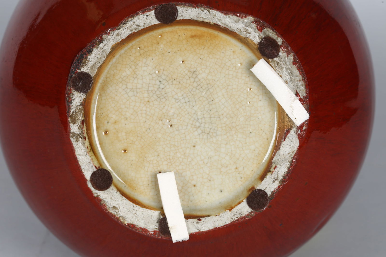 A Red Glazed Globular Vase - 6