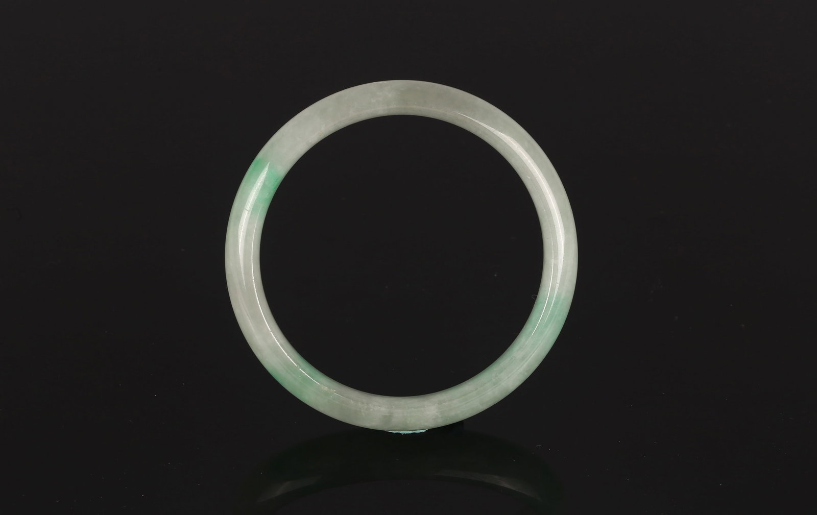 A Natural Jadeite Carved Bangle (1 of 8)