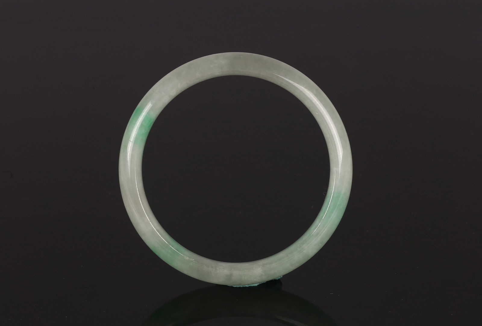 A Natural Jadeite Carved Bangle - 2