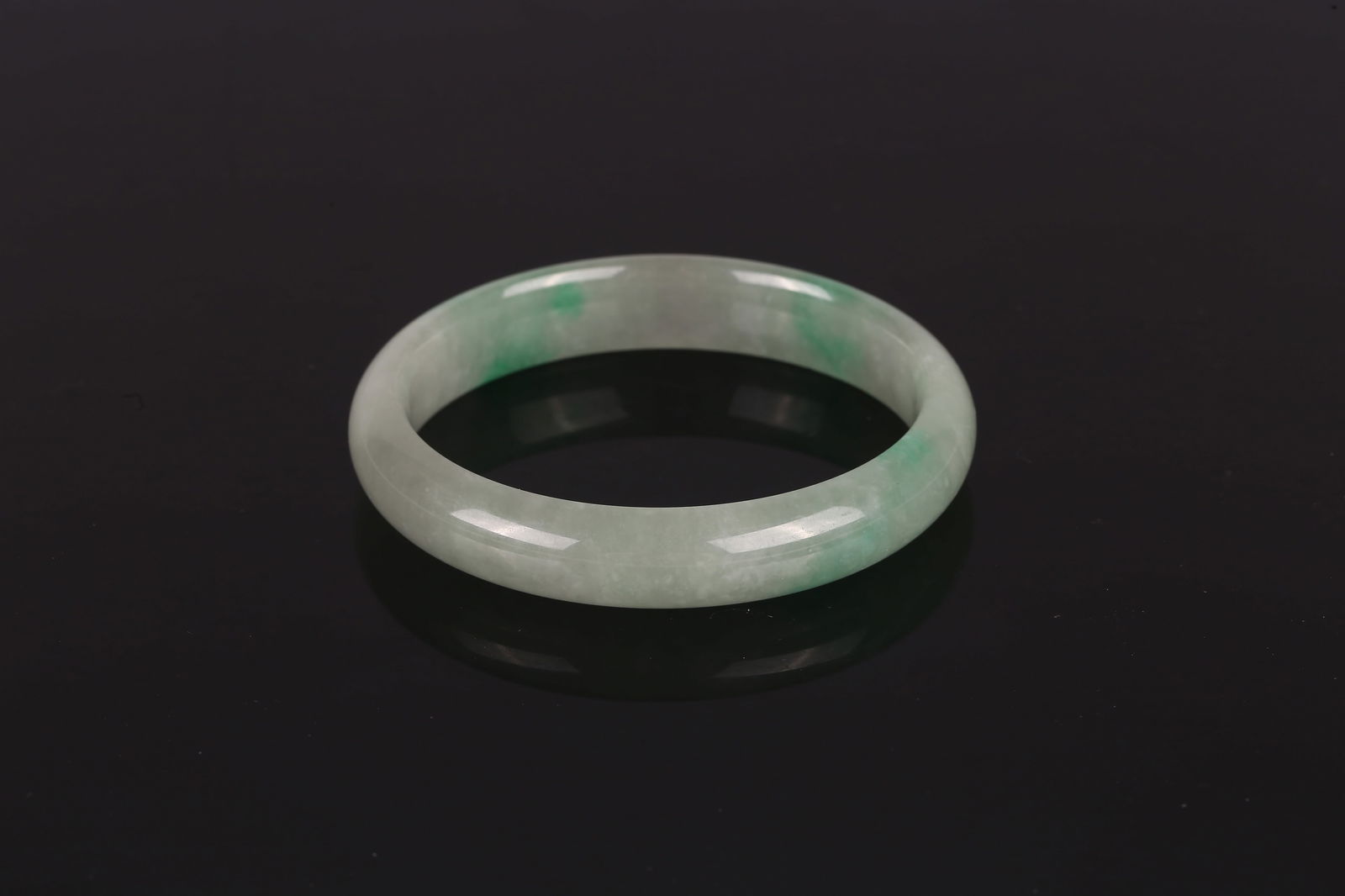 A Natural Jadeite Carved Bangle - 6