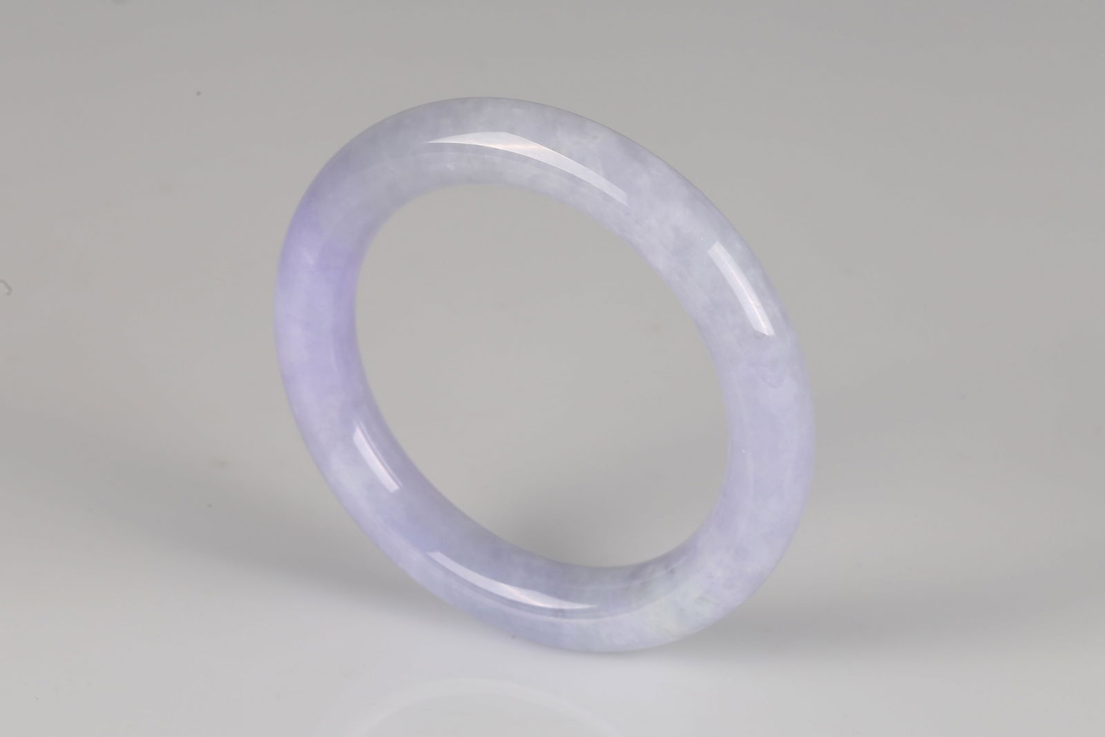 A Lavender Jadeite Bangle - 2