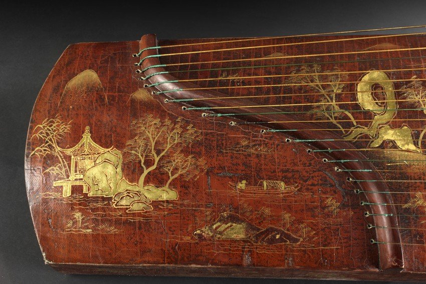 A CHINESE MUSICAL INSTRUMENT WITH 21 STRINGS - 2