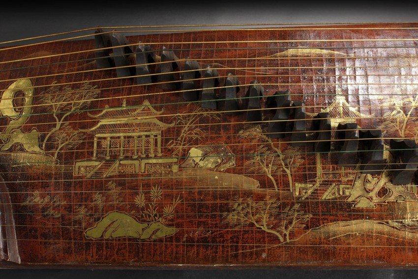 A CHINESE MUSICAL INSTRUMENT WITH 21 STRINGS - 3