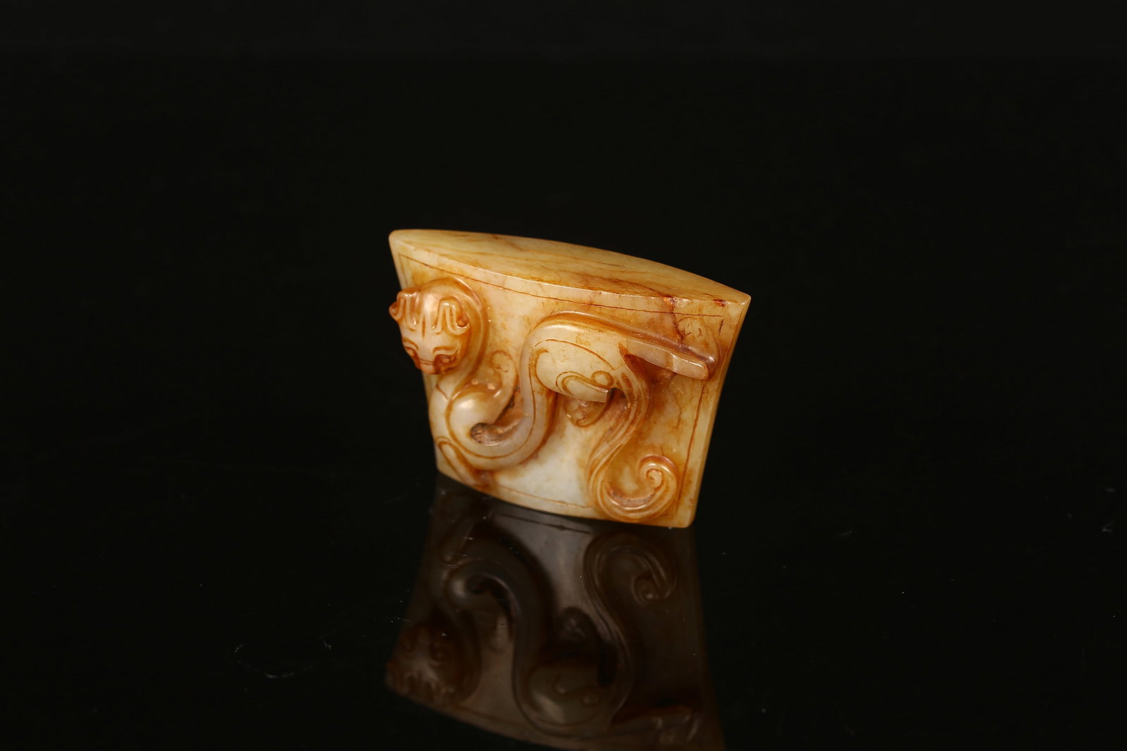 A White Jade 'Mythical Beast' Sword Fitting - 7